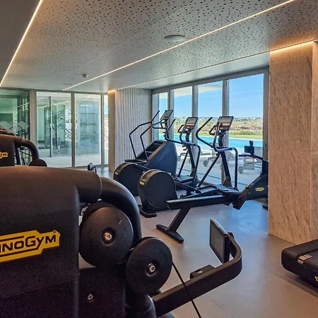 Cond Bayline - Tremelga - Pool - Gym - Spa- By Bedzy *